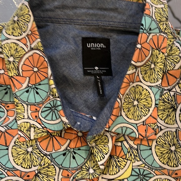 NWOT union grapefruit lemon button down large - Picture 4 of 4